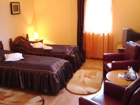 Hotel Cosmos Campulung Moldovenesc Bilik gambar