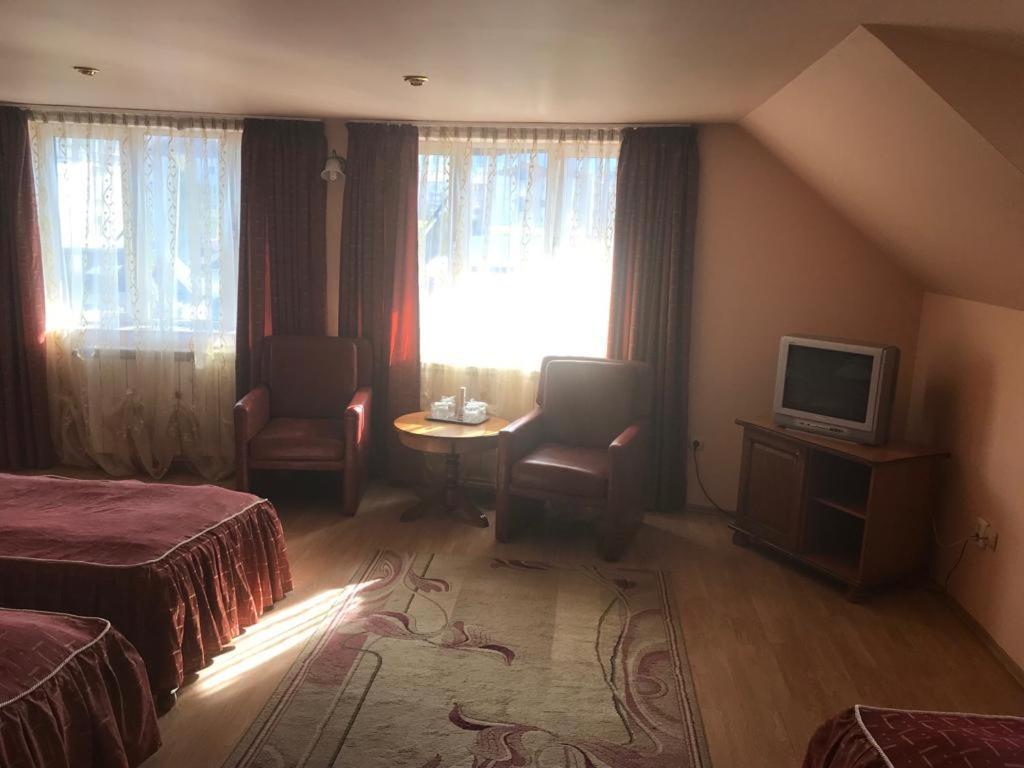 Hotel Cosmos Campulung Moldovenesc Luaran gambar